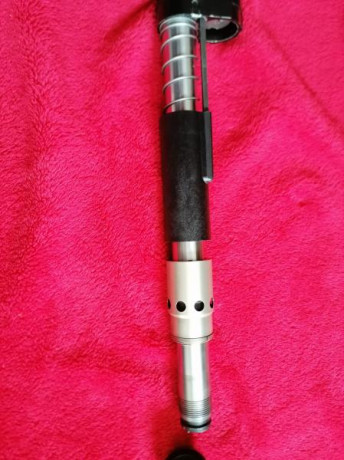 Hola.

Vendo por no usar Browning Sporting Clays , calibre 12-70 . Made in Belgium.
Cañón ported de 71 10