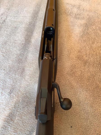 Buenos dias , un amigo me pide ayuda por que deja la actividad de la caza esta quemao del todo,vende su 51