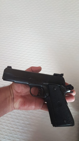 Vendo Norinco A1 1911 compact calibre 45 acp. Guiada en F, el gatito cambiado,  es ventilado y regulable.Guias 02