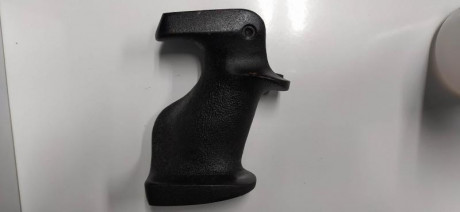 Cacha Walther GSP/OSP antigua, es la que tiene el tornillo en la parte superior.
Tornillo NO incluido
45€ 01