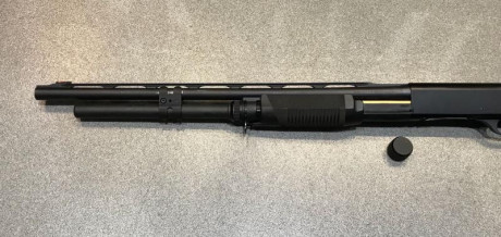 Buenas noches, vendo Benelli M3 Super 90. Escopeta de sobra conocida por todos, y customizada a imagen 11