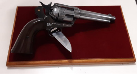 Revolver de co2 bbs colt peacemaker envejeciendo 
2 usos caja original y en perfectas condiciones.
Precio 02