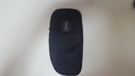 Estado impecable. Caja conexiones, funda de transporte. Solo un par de salidas para probarlo. 150€. Portes 00