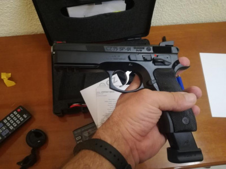 hola vendo pistola cz shadow sp01 usada una vez en precisión para probarla.
la pistola la compre para 11