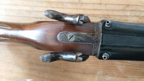 VENDIDA

escopeta paralela de perrillos avancarga marca A.M.R.  "Armas Aral"
Precio 425 eu 

Calibre 62