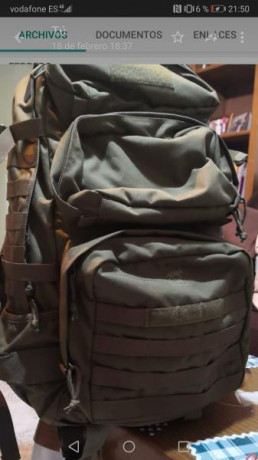 Mochila de combate de estilo 3-Day con una capacidad de carga de hasta 45 litros. Mochila fabricada en 01