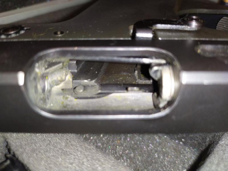 Buenas noches. 
Venido Walther GSP EXPERT con su carro del .22 impoluta. 
Apenas ha tenido uso ni 100 00