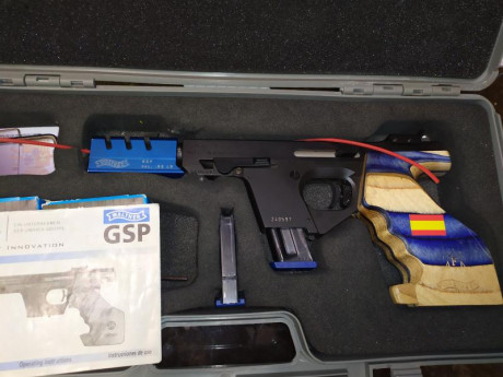 Buenas noches. 
Venido Walther GSP EXPERT con su carro del .22 impoluta. 
Apenas ha tenido uso ni 100 12