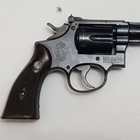 Vendo SMITH WESSON cal22 de 6 pulgadas, lo vendo por no usar y hacer hueco para otro caprichito.
Lo vendo 11