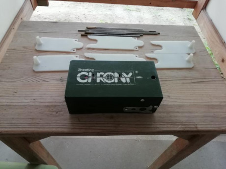 Se vende cronógrafo CHRONY M1 usado pero en buen estado.

Sirve tanto para aire como para fuego. Útil 02