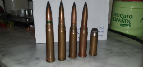 Hola compañeros, tengo estas balas de mi abuelo, y no se que calibre son ni en que rifles o fusiles se 02