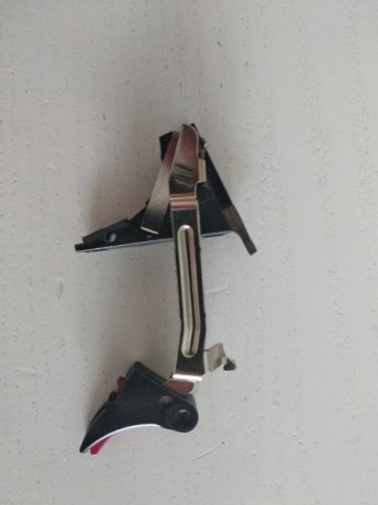 Buenas tardes,

Vendo disparador competición Zev para Glock.

PARA MODELOS GEN4: G17 / G19 / G26 / G34 01