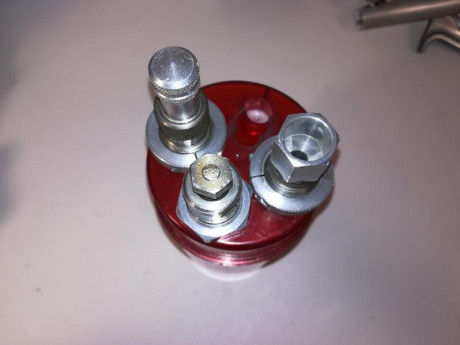 Se vende:

Prensa LEE mono-estacion.

Dies 32 S&W marca LEE. 

Bascula para recarga COMPETITIVE EDGE 21