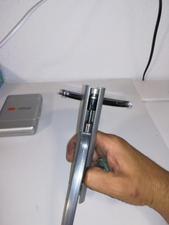 Se vende:

Prensa LEE mono-estacion.

Dies 32 S&W marca LEE. 

Bascula para recarga COMPETITIVE EDGE 31