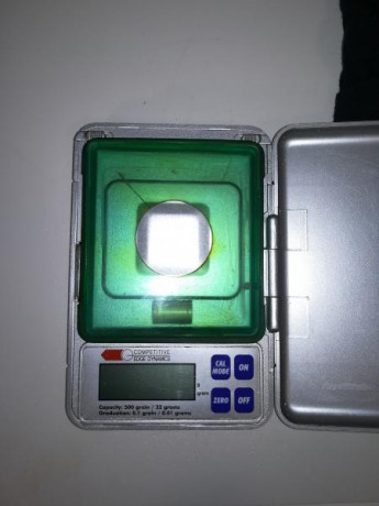 Se vende:

Prensa LEE mono-estacion.

Dies 32 S&W marca LEE. 

Bascula para recarga COMPETITIVE EDGE 41