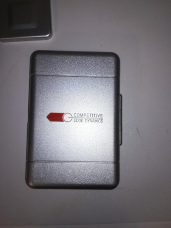 Se vende:

Prensa LEE mono-estacion.

Dies 32 S&W marca LEE. 

Bascula para recarga COMPETITIVE EDGE 40