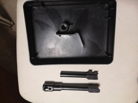 Pongo a la venta este arma de 2 Generación con su caja y tres cargadores. Esta preparada para open e incluye 21