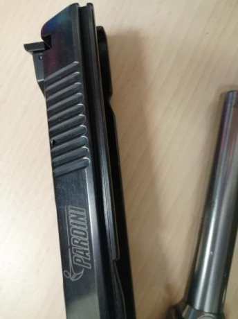 La compre en un arrebato, pero la verdad es que no compito en grueso calibre y apenas tiro casi con arma 12