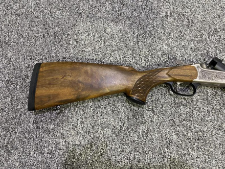 Vendo un rifle “ una joya “ por si le interesa a algún amigo.. 
Blaser monotiro K95 LUXUS calibre 7x65R
Muy 00