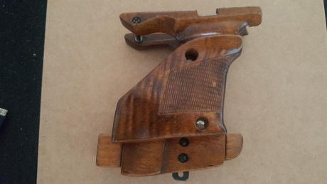 Se vende cacha original de Unique Des69 de zurdo, en muy buen estado.
Precio 30.-€ , está en Lleida 01