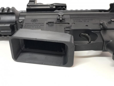 Vendo carabina Smith & Wesson del calibre 22lr, por abandono de actividad de tiro, es una carabina 00