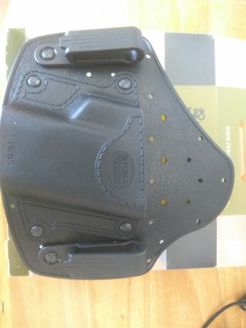 Vendo una funda Fobus standard para arma Body guard sin estrenar. Es ideal para llevar el arma oculta 10