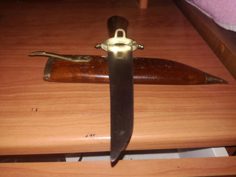 Buenas, ha llegado a mis manos un cuchillo desconocido, seguramente sea decorativo y no se la procedencia, 00