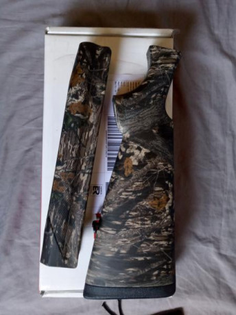 Vendo conjunto sintético Benelli color camo sin usar válido para 121, premium, superligera zona de Madrid 00