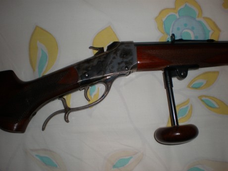 Hola amigos
Quería preguntar por este arma, y auque no es de abancarga seguro que conoseis la marca.
Es 50