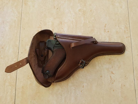 En venta Luger P08 mauser DWM de cañon largo en calibre 9 pb .
Se puede ver en Valencia, precio 1450 € 00