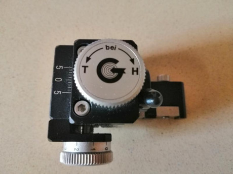 Vendo dióptero Gheman modelo 595 con sistema de bloqueo de los ajustes en deriva y altura.
Usado en muy 00