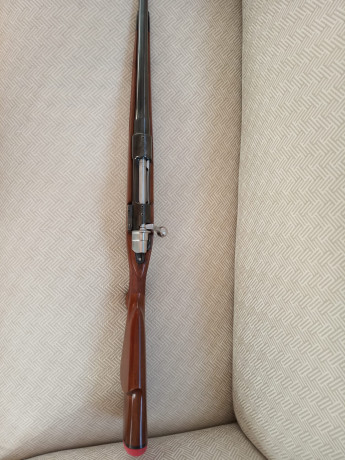 Buenos días
Vendo rifle Santa Bárbara del 7x57 en estado impecable por 900 € no negociables. Gastos de 11