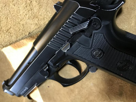 Pues así ha quedado esta Taurus PT92 recién salida del embalaje  :lol: 02
