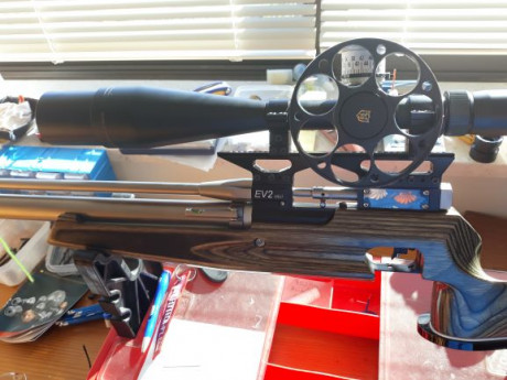 Vendo Air Arms EV2 mui pouco uso, e mira Nikko Sterling 10-50x60 MK3. Va con air striper e outros extras 00