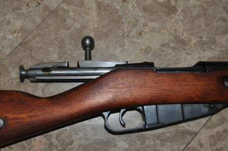 Buenos días, vendo mi Mosin Nagant del 43. Como se puede ver en las fotos, el estado general es excelente 11
