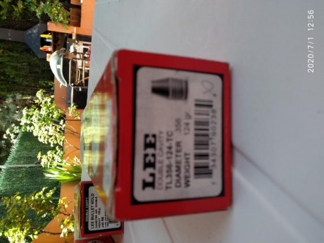 Vendo turquesa Lee para el 9 de 124 gr y a 356, dos huecos.
Precio 
Está en Collado Villalba 02