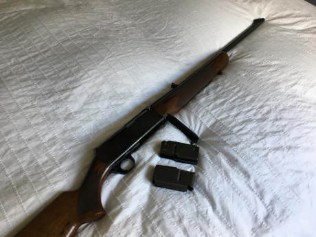 Se vende rifle Browning BAR I en perfecto estado de maderas y funcionamiento.
Alza micrométrica que permite 00