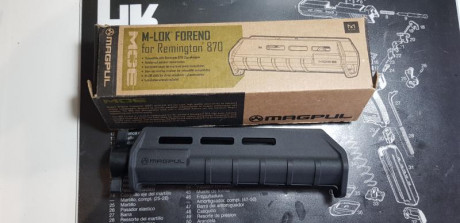 Vendo guardamanos Remington 870 negro... sin usar. 
En Barcelona 
25 euros. 
Mejor entrega en mano. 00