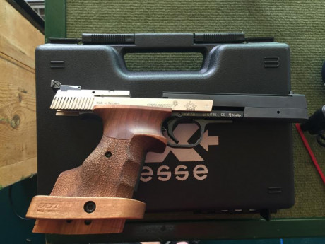 Buenas, vendo Hammerli X-ESSE SPORT CAL. 22 en perfecto estado, todos los accesorios originales, se compró 02