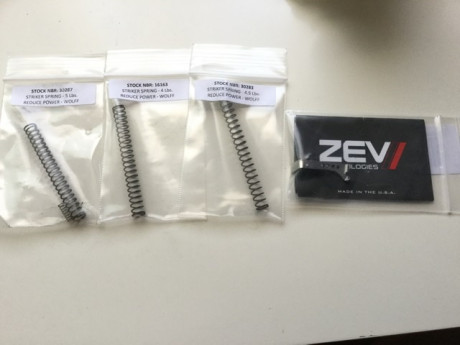 Vendo disparador regulable en recorrido y reset así como varilla de 2kg y juego de muelles 
Al ser piezas 01