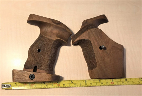 Se venden cachas anatómicas de madera, en estado perfecto, de un S&W k-14, según la armería es talla 01