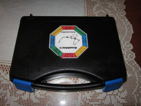 Hola.
Pongo a la venta unas gafas Knoblock modelo K2. 
Están usadas, en muy buen estado, es el modelo 02