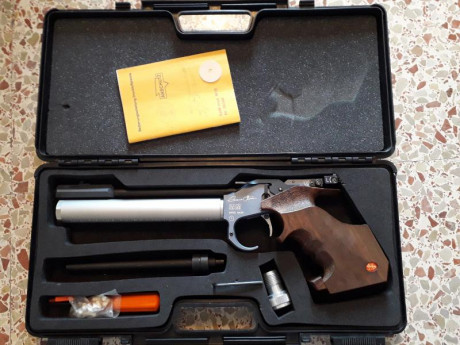 Buenas vendo Anshutz 4,5, tiene años y uso pero funciona perfectamente. recien cambiada juntas y la vendo 02
