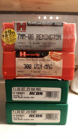 Buenas tardes,
Por no usar, se ponen a la venta los dies que figuran en las fotografias adjuntas, asi 02