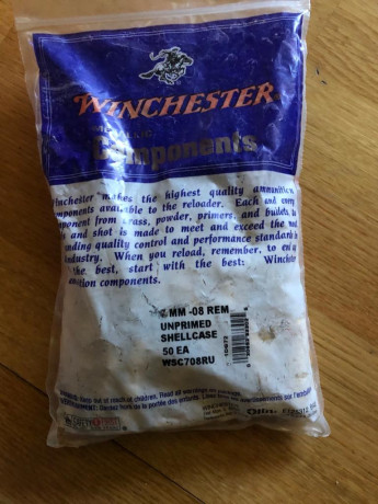 Buenas tardes,
Por no usar, se ponen a la venta los dies que figuran en las fotografias adjuntas, asi 00