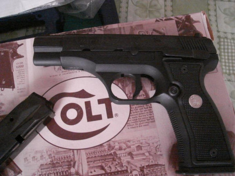 Una mítica pistola, la primera de polímero de Colt, fue un fracaso, con problemas con el cargador y no 00