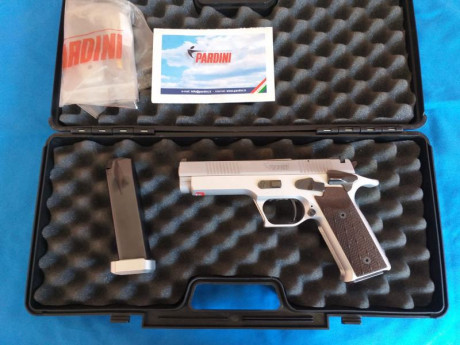 Hola a todos.
Vendo pistola Pardini GT-9
El arma está en perfecto estado estético y mecanico, usada sólo 02