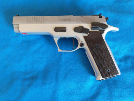 Hola a todos.
Vendo pistola Pardini GT-9
El arma está en perfecto estado estético y mecanico, usada sólo 01