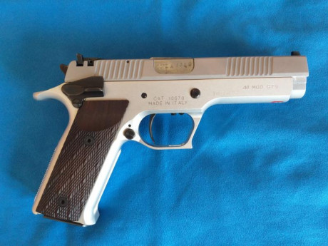Hola a todos.
Vendo pistola Pardini GT-9
El arma está en perfecto estado estético y mecanico, usada sólo 00
