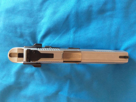 Hola a todos.
Vendo pistola Pardini GT-9
El arma está en perfecto estado estético y mecanico, usada sólo 11